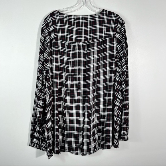 Torrid Black & Red Plaid Lace Up Long Sleeve Challis Tunic Top Blouse NWT 1X - Picture 5 of 5